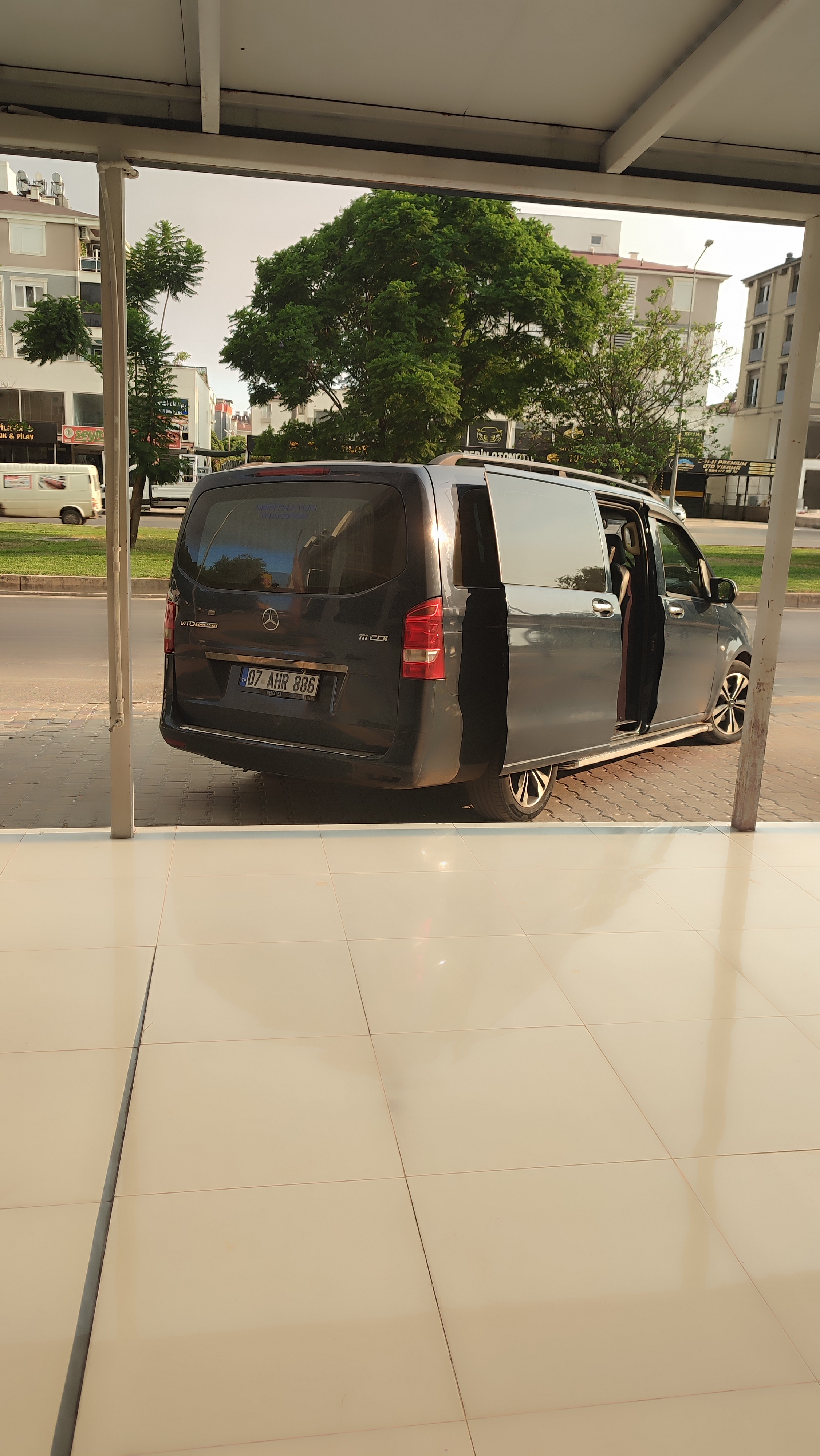 Mercedes Vito